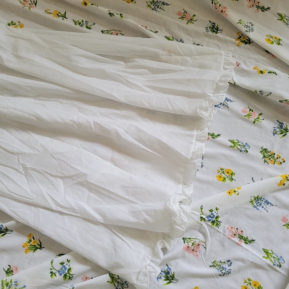 Vintage floor length nightgown - Picture 11 of 12